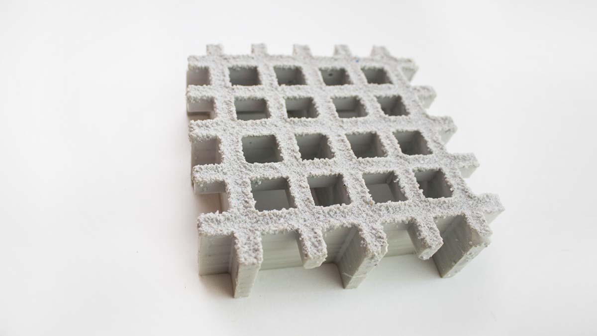 VEAM Moulded Grating